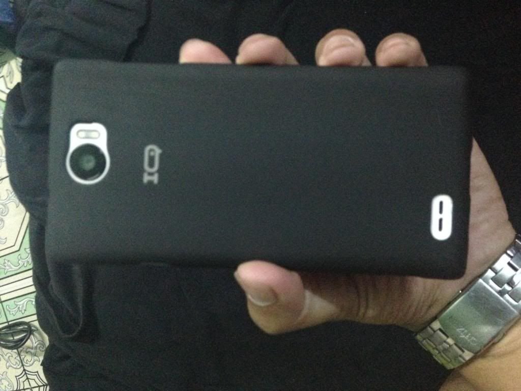 I Moblie X3 lỗi tứ 1,5G, camera sau 18mp, trước 8mp có flash, 5 int Full HD 4t...