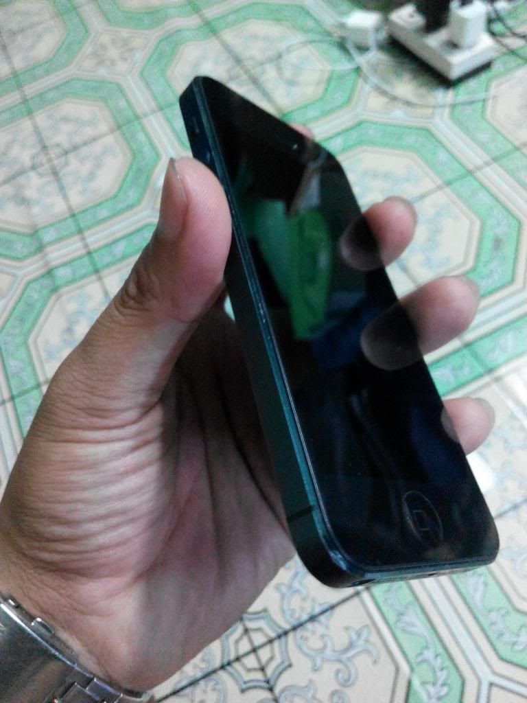 IPhone 5 Black 16G Zin 100% giá tốt - 1