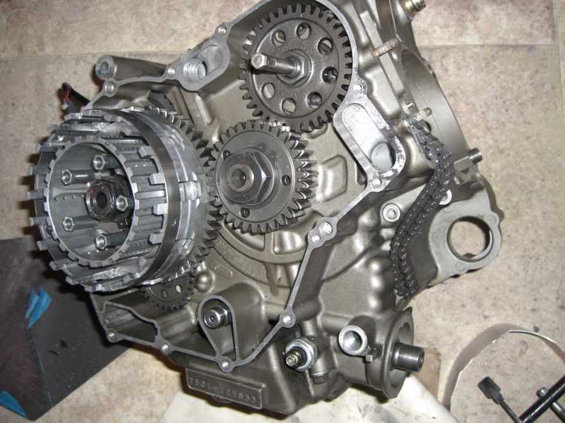 tl1000s lower engine block (crank)