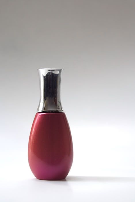 IMAGE: http://i102.photobucket.com/albums/m114/BeccaNH/POTN%20Challenges/IMG_7530_edited-1.jpg