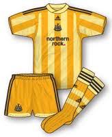 yellownewcastlekit.jpg