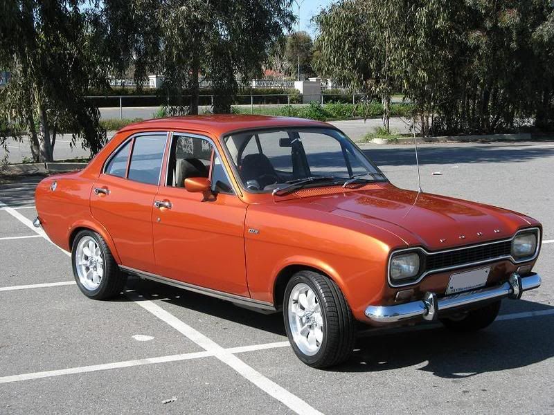Classic Ford Forum SOLD 1975 Mk1 4 door SA