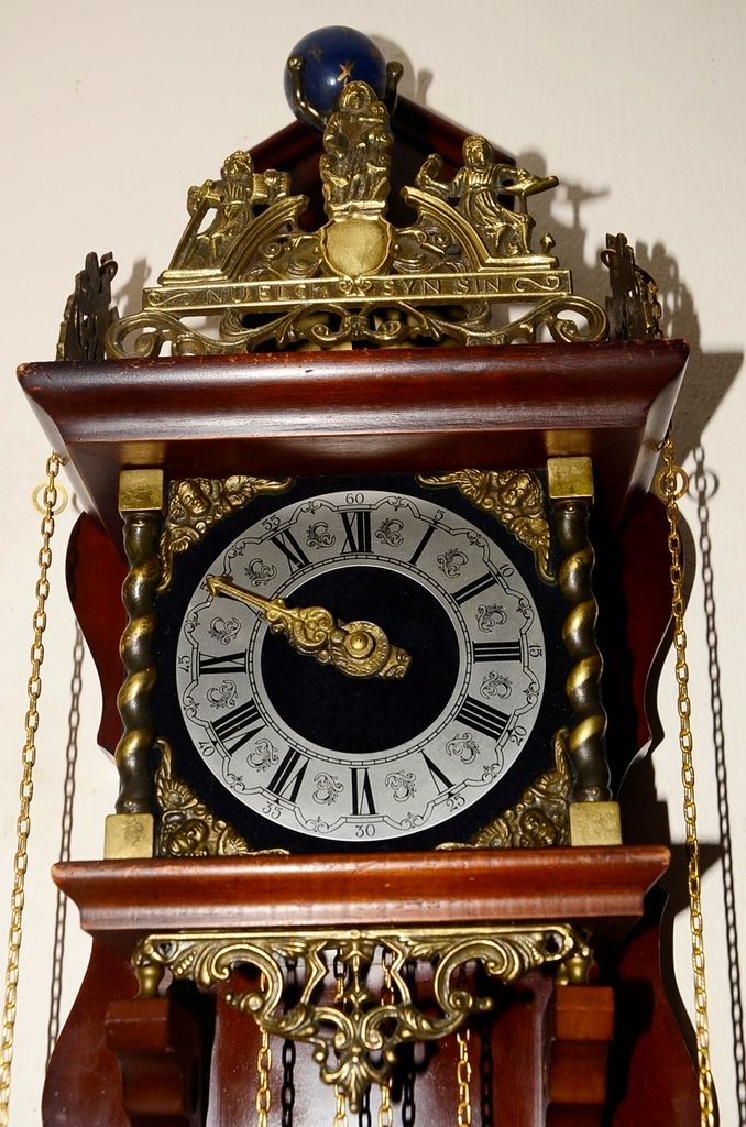 ANTIQUE VINTAGE LARGE DUTCH ZAANSE MECHANICAL WEIGHT DRIVEN WALL CLOCK