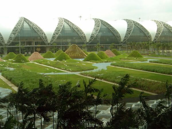 http://i102.photobucket.com/albums/m90/ohsopc/Suvarnabhumi/66w.jpg