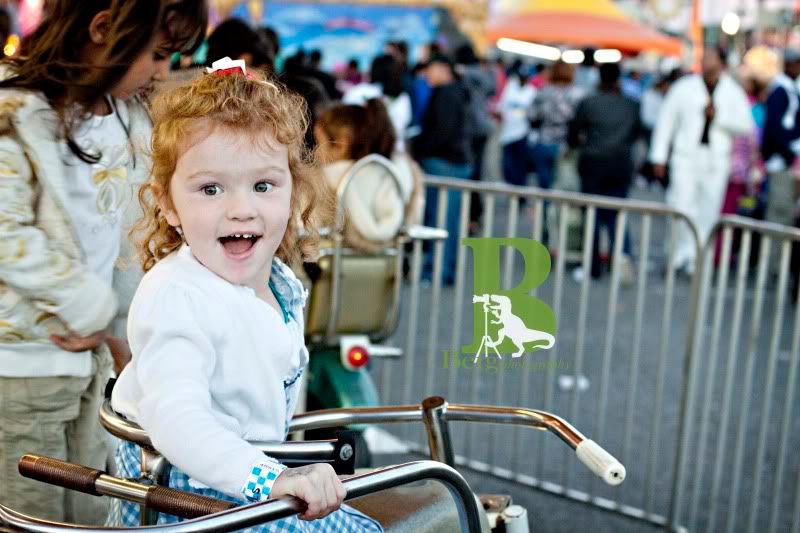 IMAGE: http://i102.photobucket.com/albums/m94/smooshdog/15.jpg