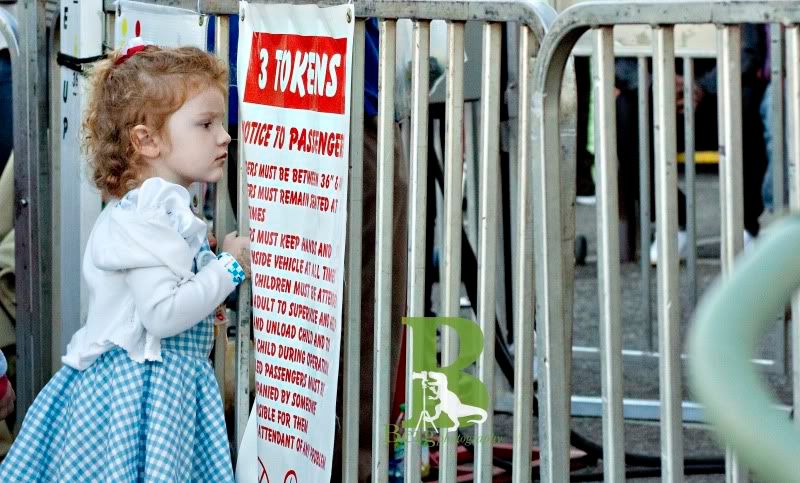 IMAGE: http://i102.photobucket.com/albums/m94/smooshdog/6a.jpg