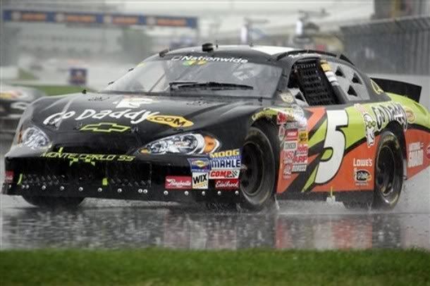 nascarrain2.jpg